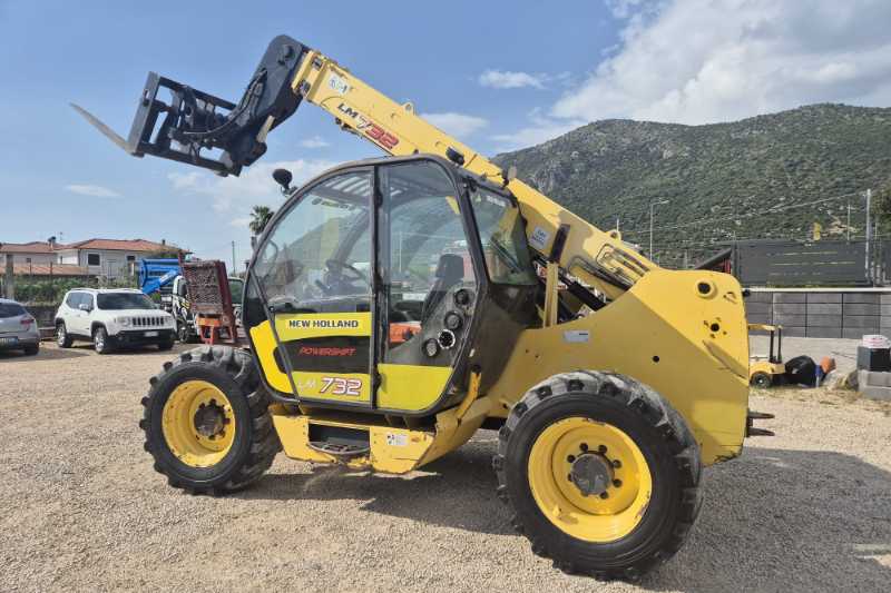 OmecoHub - Immagine NEW HOLLAND LM732